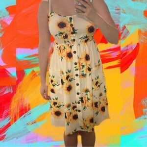 size m sunflower sundress with pockets!!